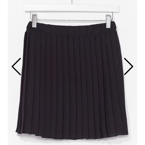 Nasty gal pleated black skirt